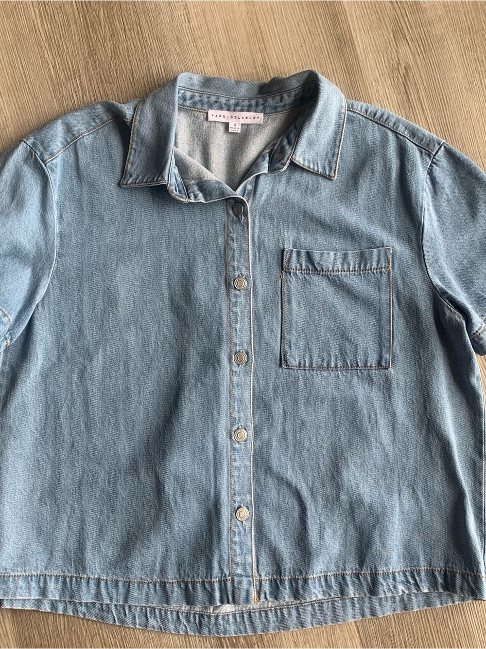 Jane + Delaney Boxy Light Wash Denim Button-Up Shirt - Single Chest Pocket SZ M